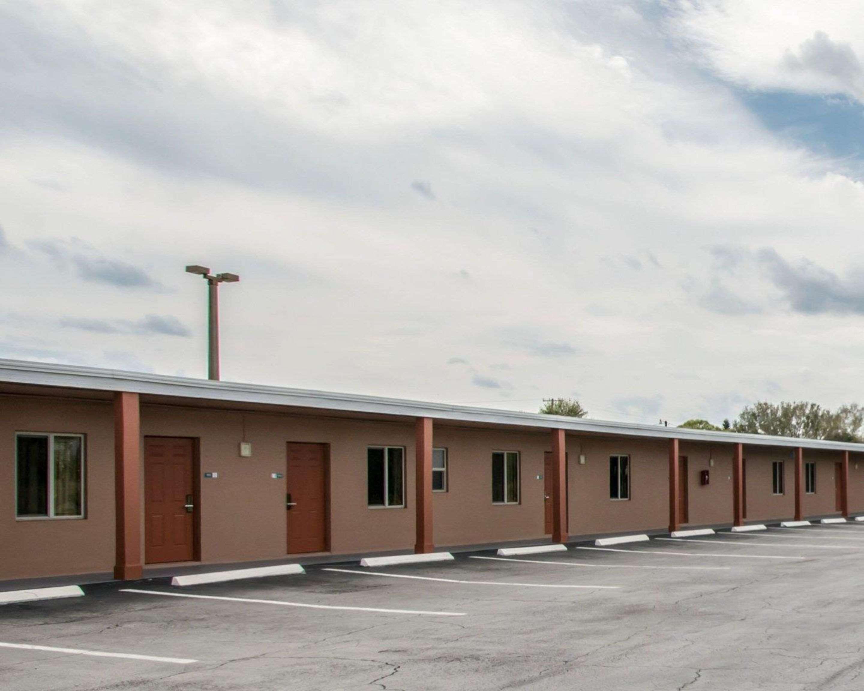 Rodeway Inn Fort Pierce Us Highway 1 Экстерьер фото
